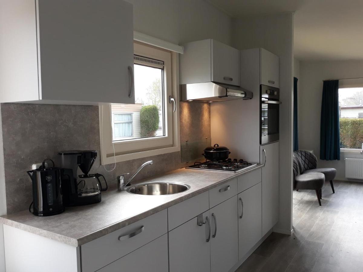 Camping De Duinhoeve Chalet Schelp Not For Companies Nieuw-Haamstede Esterno foto